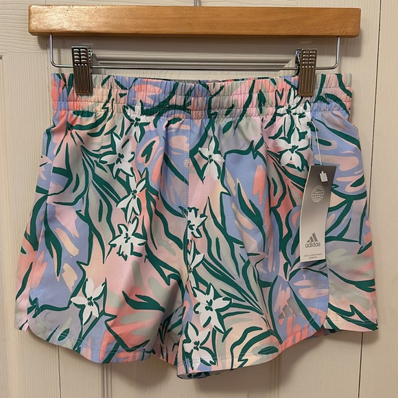 NWT Adidas Big Girls Abstract Swirl Active Shorts size 14 large - Picture 2 of 5